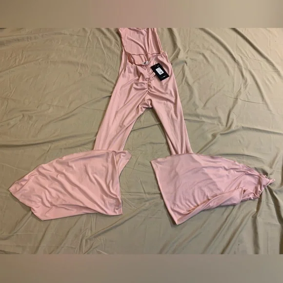 -NWT- Fashion Nova Blush Pink Flared Jumpsuit - Picture 12 of 16